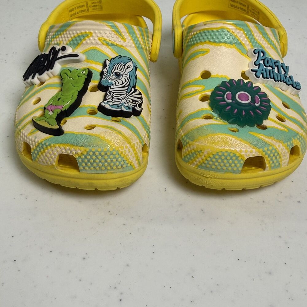 Crocs Shoes Yellow Size Child 9 Clog Sandals Unisex Kids Jibbitz Zebra Animal - Picture 4 of 8